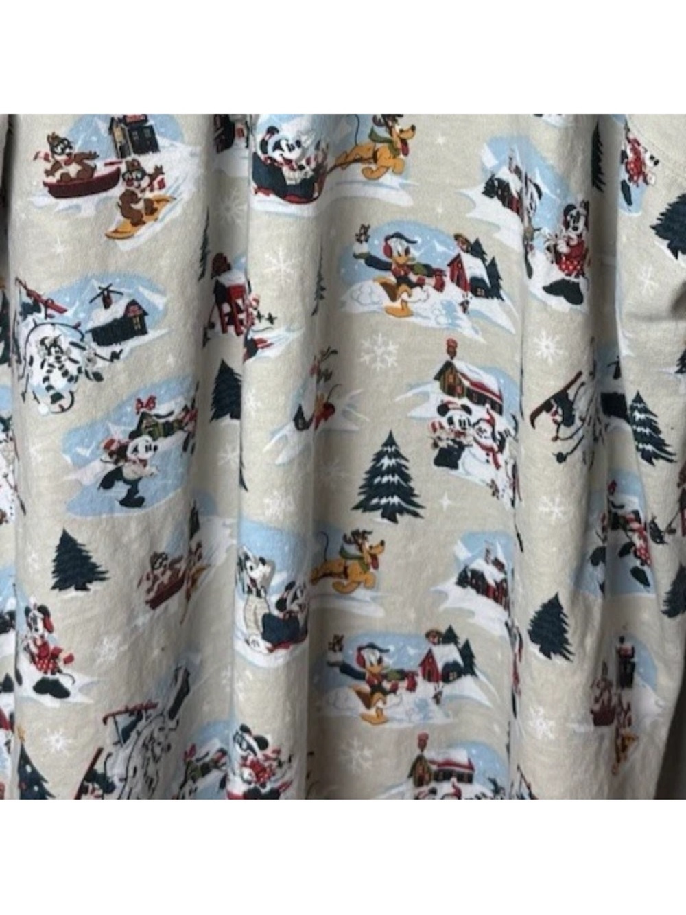 Walt Disney World Spirit Jersey Christmas Shirt Size XXL 2XL Mickey Mouse Winter - Picture 7 of 8